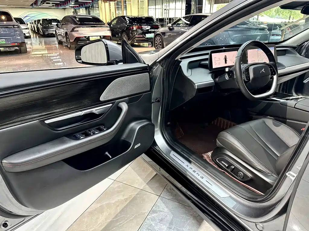 XPeng P7 — миниатюра 7