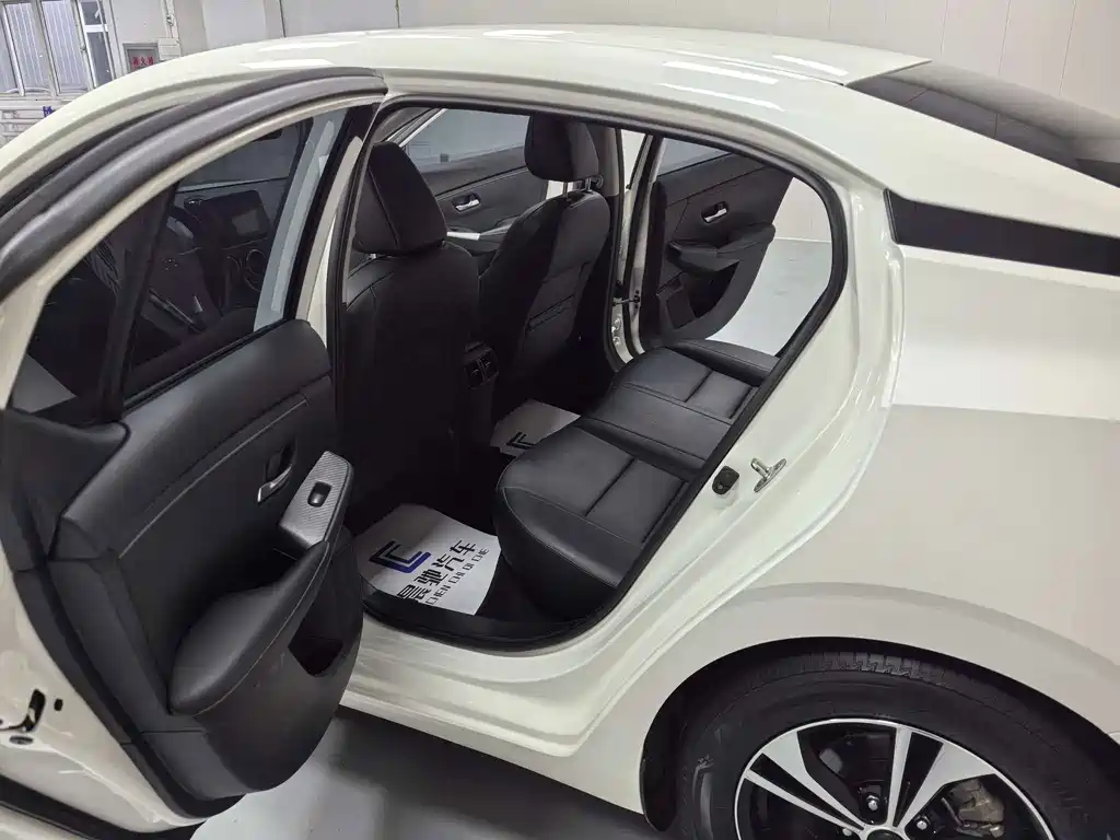Nissan Sylphy — миниатюра 11