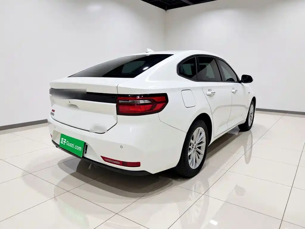 Baojun RC-5 — миниатюра 6