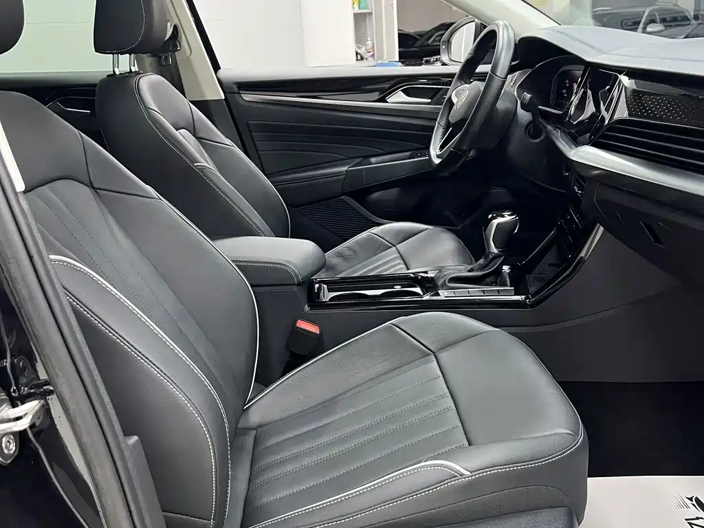 Volkswagen Passat — миниатюра 23