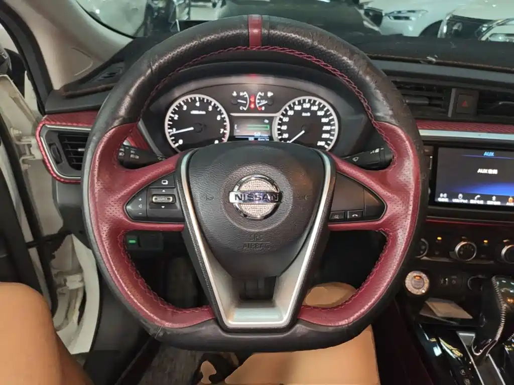 Nissan Bluebird — миниатюра 11
