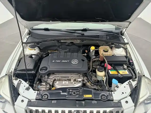 Buick Excelle — миниатюра 12
