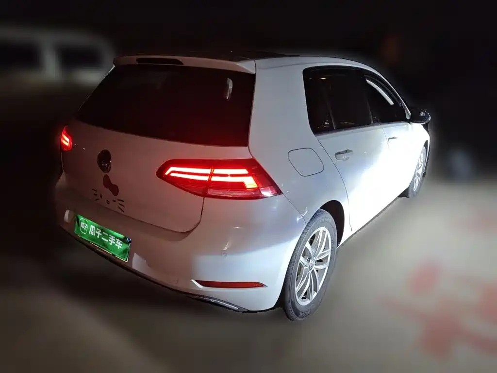 Volkswagen Golf — миниатюра 6