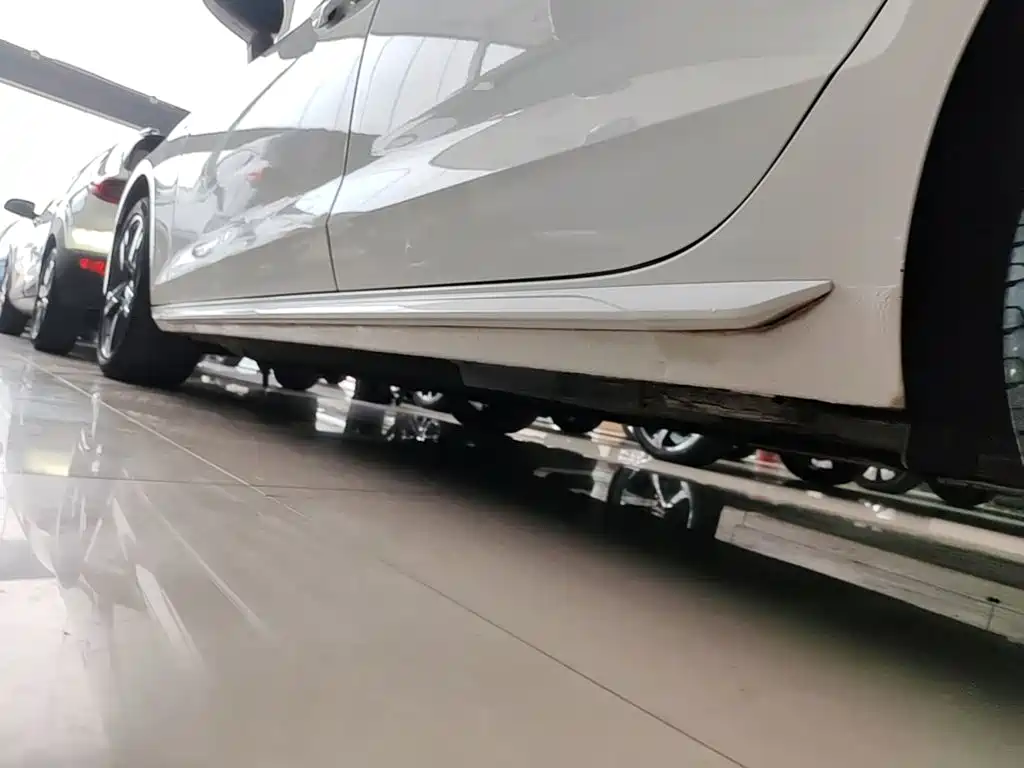Audi A4L — миниатюра 22