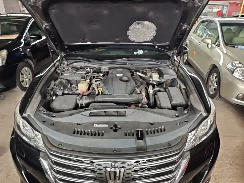 Toyota Crown — миниатюра 20