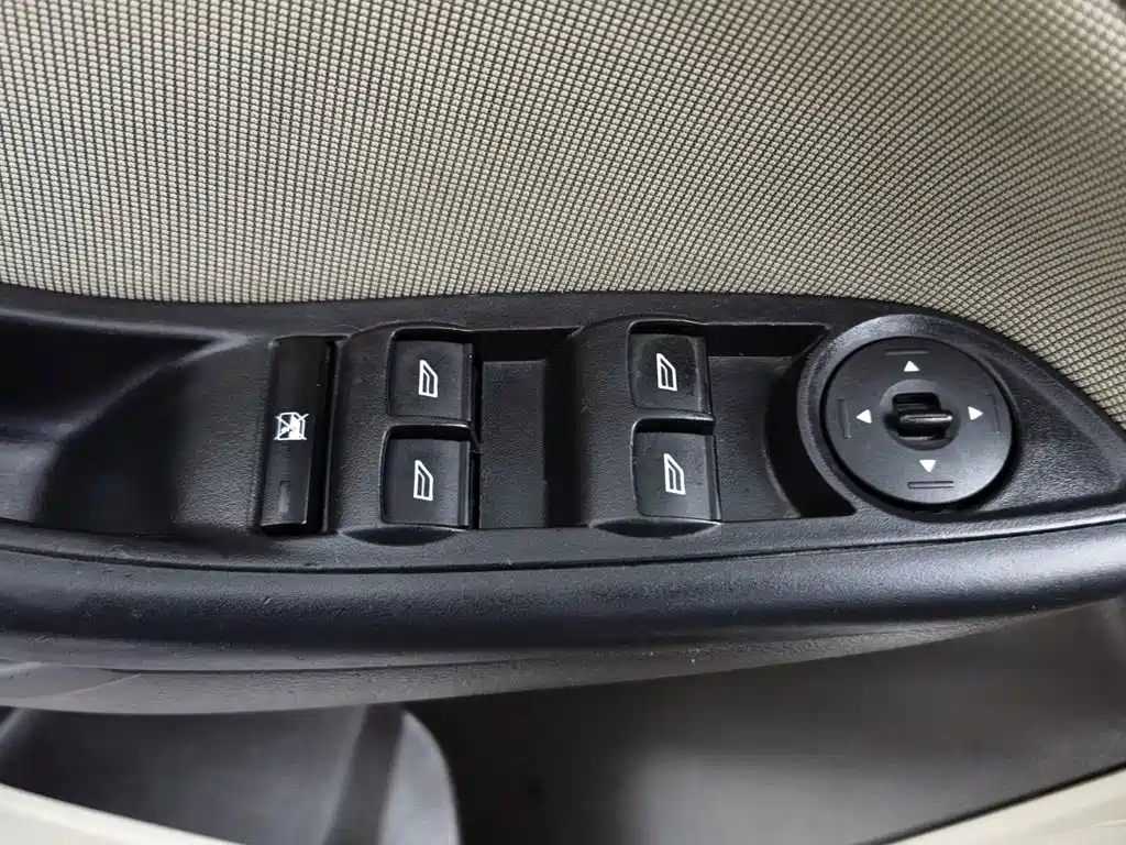 Ford Focus — миниатюра 9