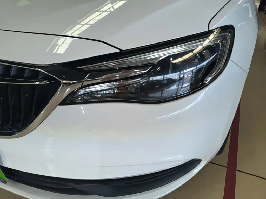 Buick Excelle — миниатюра 24