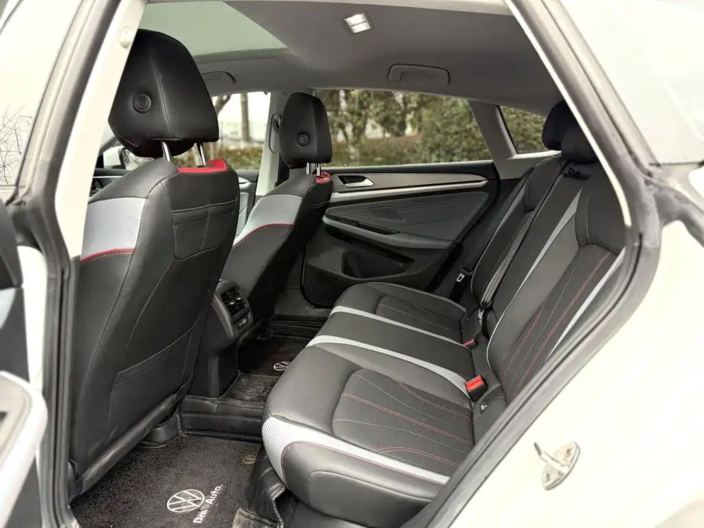 Volkswagen Lamando — миниатюра 8