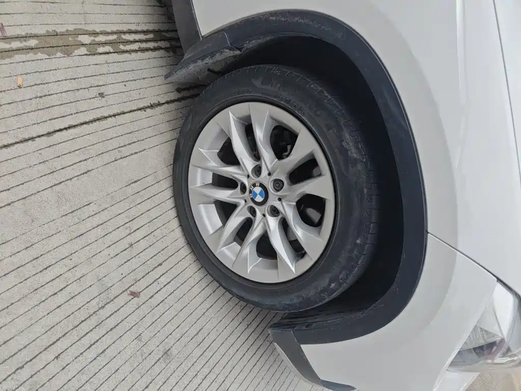 BMW X1 — миниатюра 8