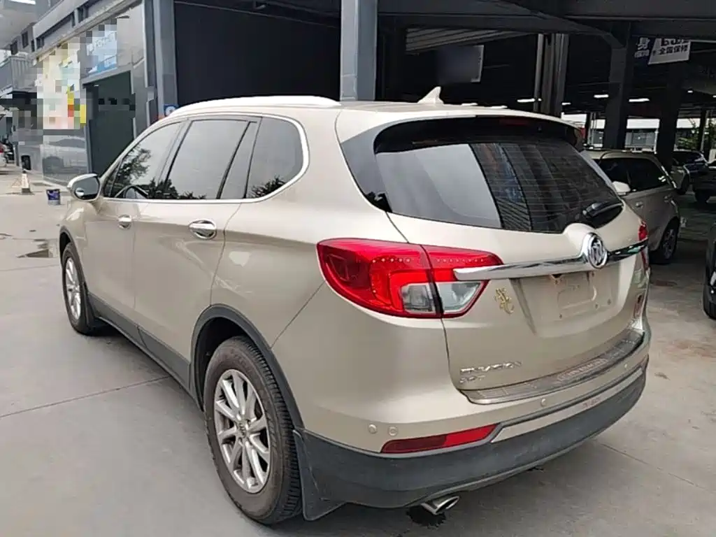 Buick Envision Plus — миниатюра 5