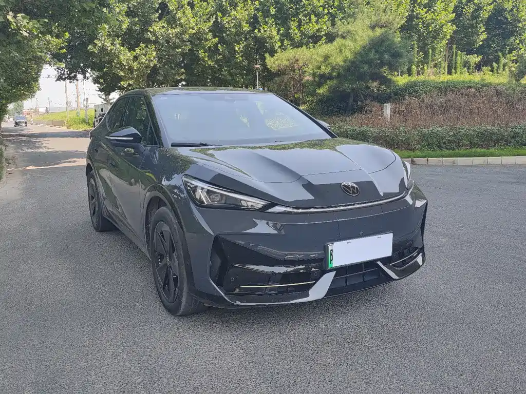 Volkswagen 06 2025 Ultra