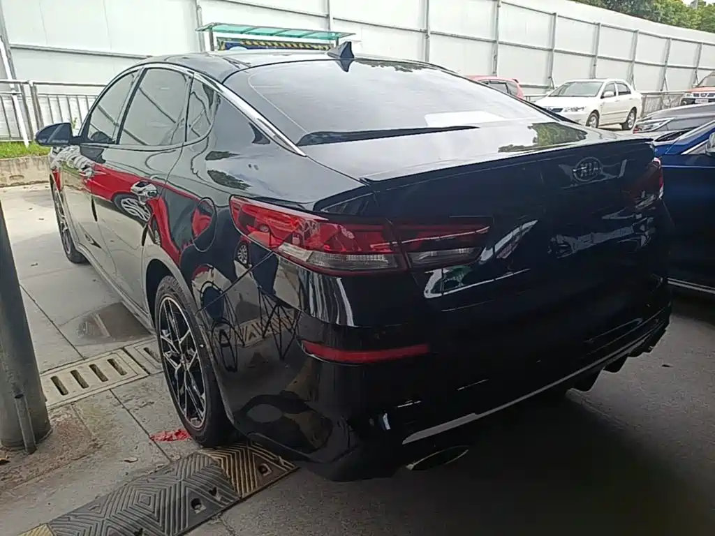 Kia K5 — миниатюра 5
