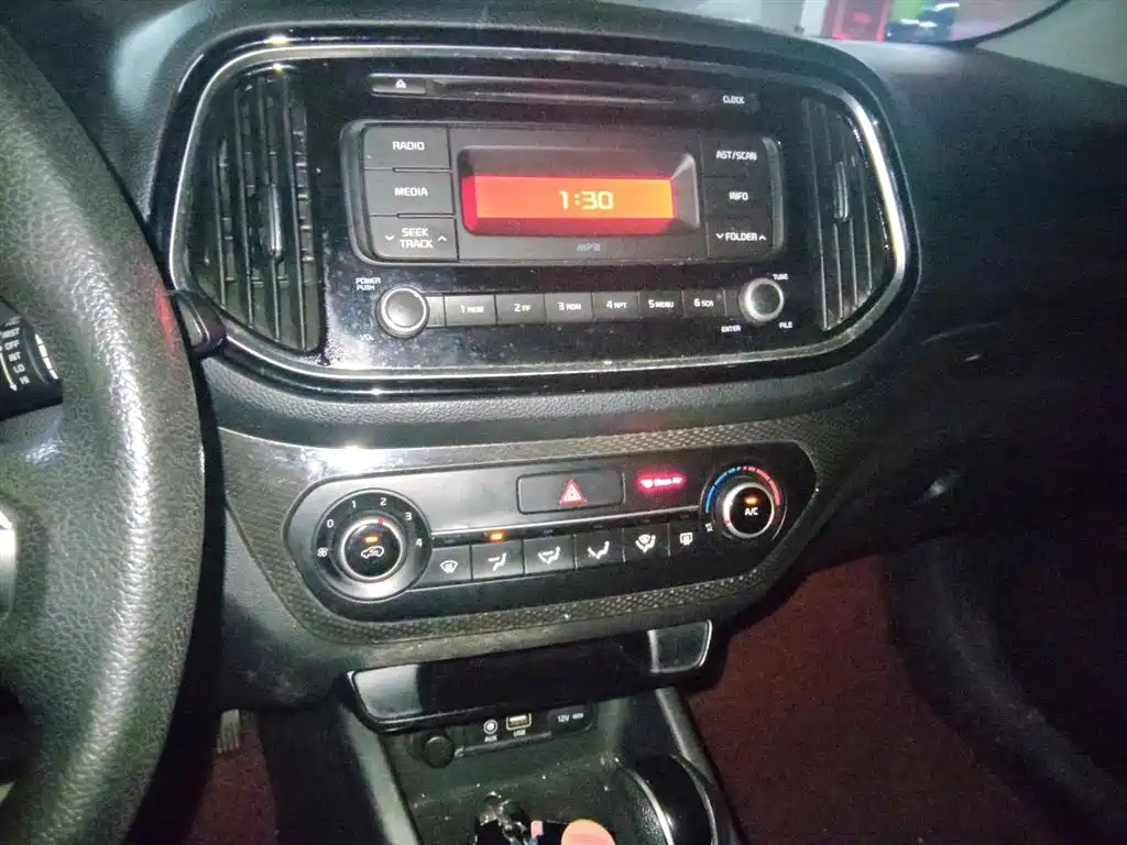 Kia KX3 2015 1.6L AT DLX