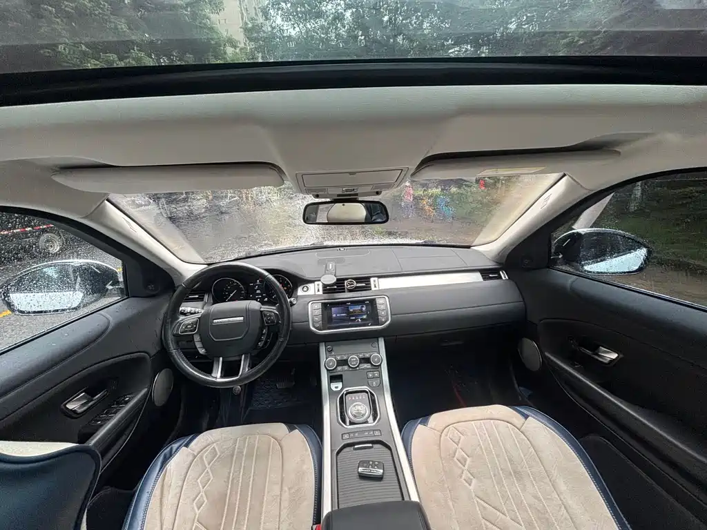 Land Rover Evoque — миниатюра 11