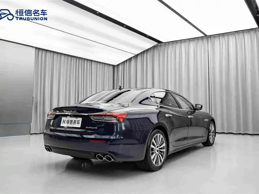 Maserati Quattroporte — миниатюра 5