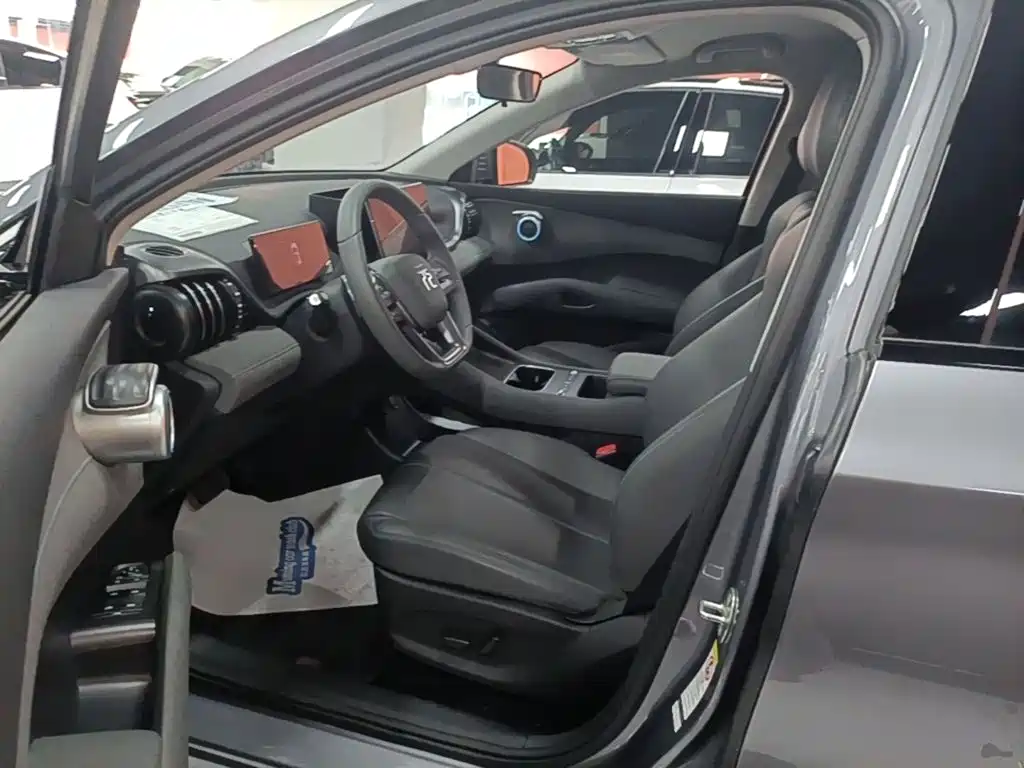BYD Yuan Plus — миниатюра 15