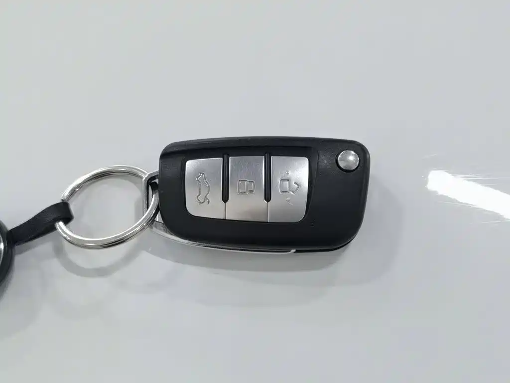 Geely Vision X3 — миниатюра 19