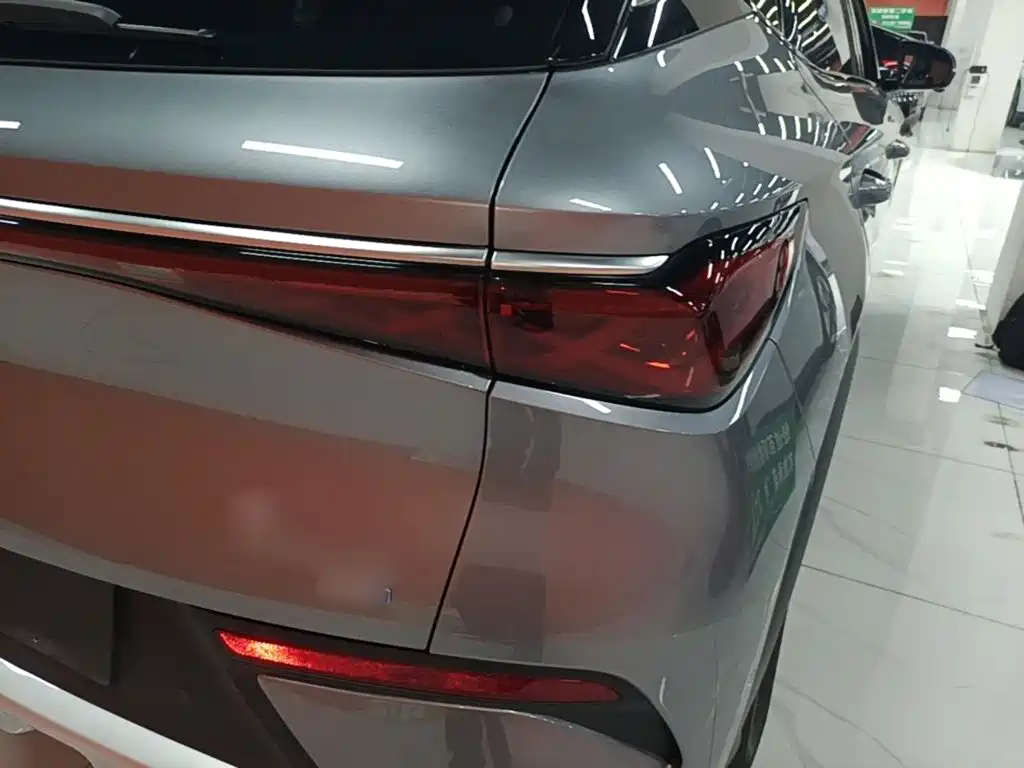 BYD Yuan Plus — миниатюра 8