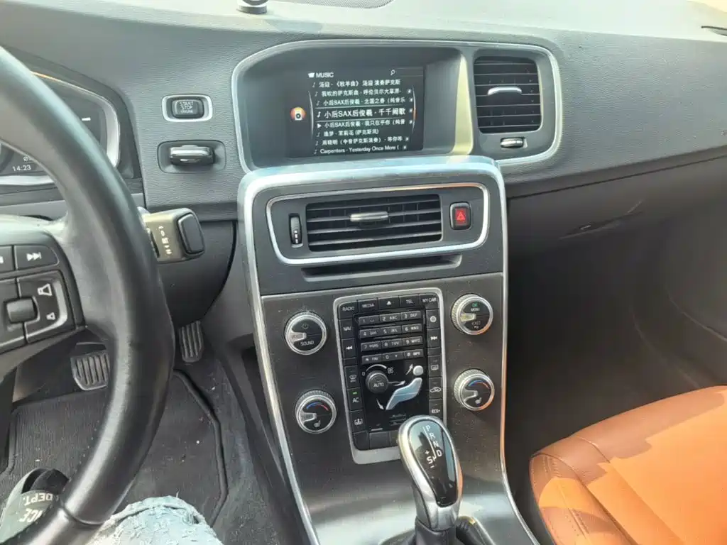 Volvo S60 — миниатюра 13