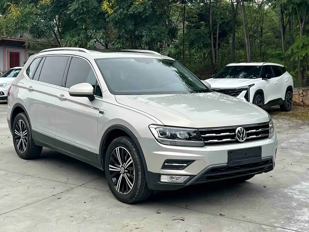 Volkswagen Tiguan L — миниатюра 3