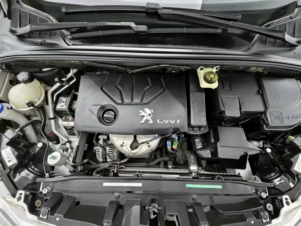 Peugeot 308 — миниатюра 6