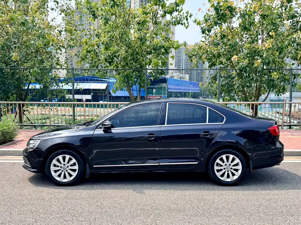 Volkswagen Sagitar — миниатюра 7