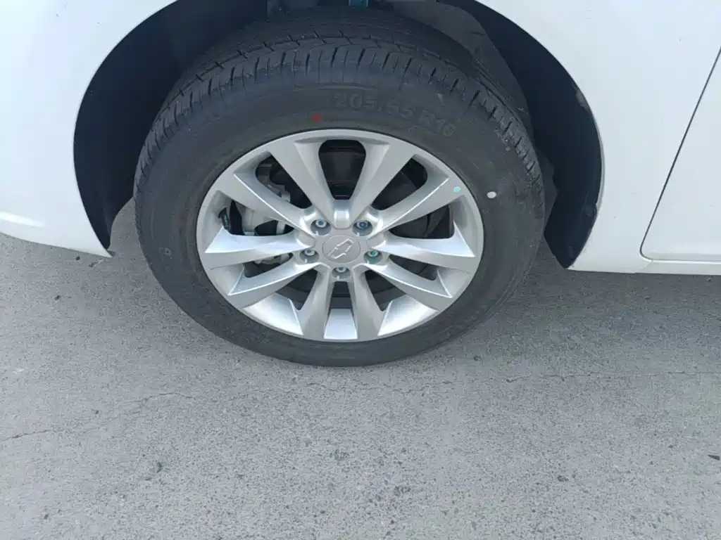 Guojin Auto Junxing — миниатюра 23