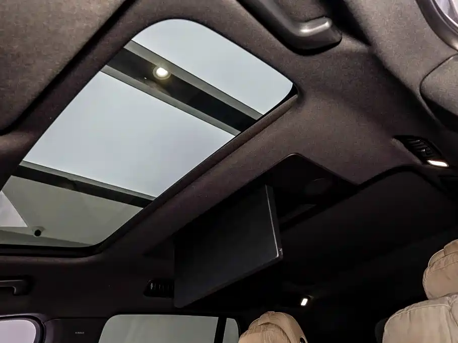 Li Auto Li L8 — миниатюра 18