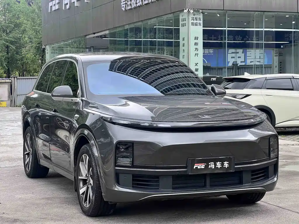 Li Auto Li L8 2024