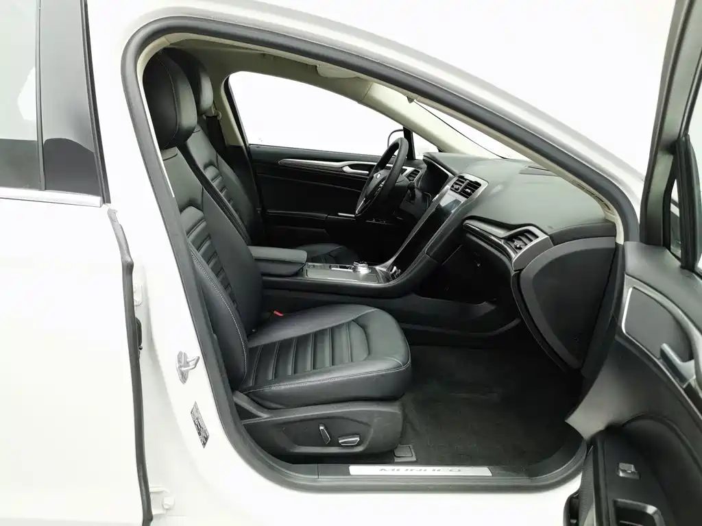Ford Mondeo — миниатюра 23