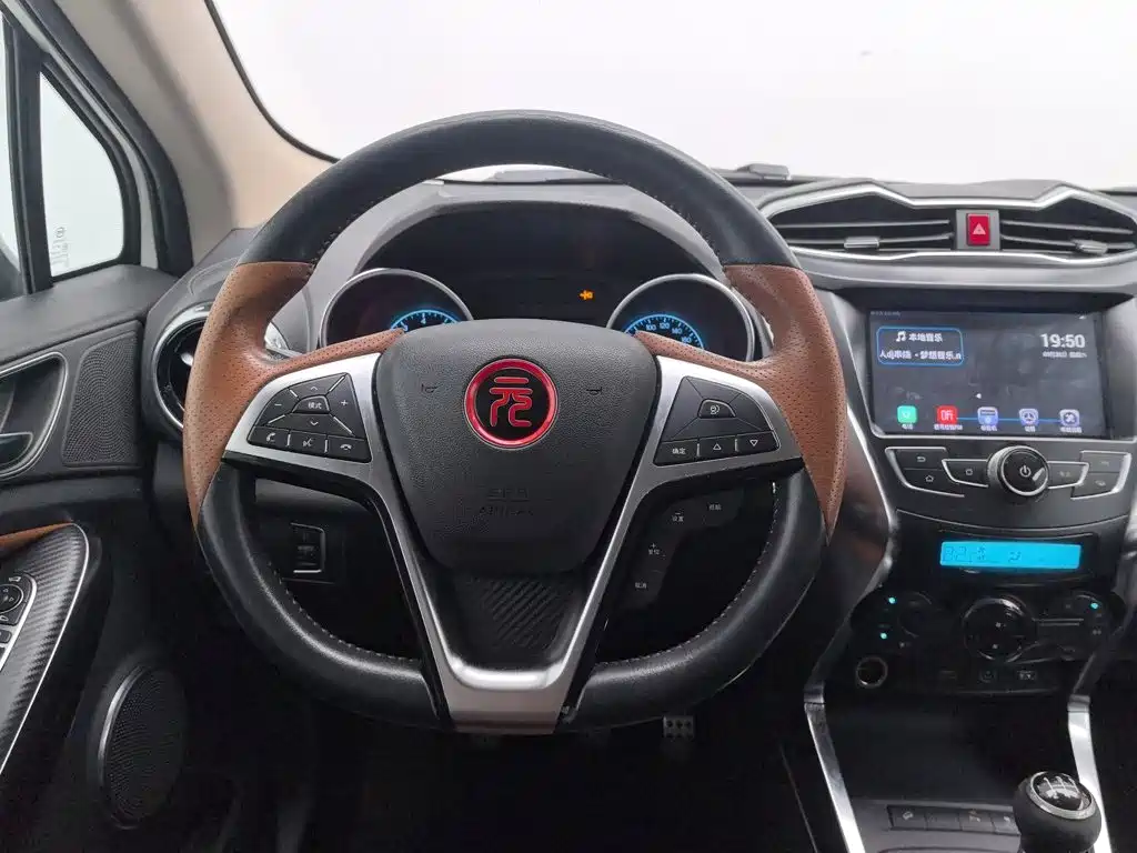BYD Yuan — миниатюра 11
