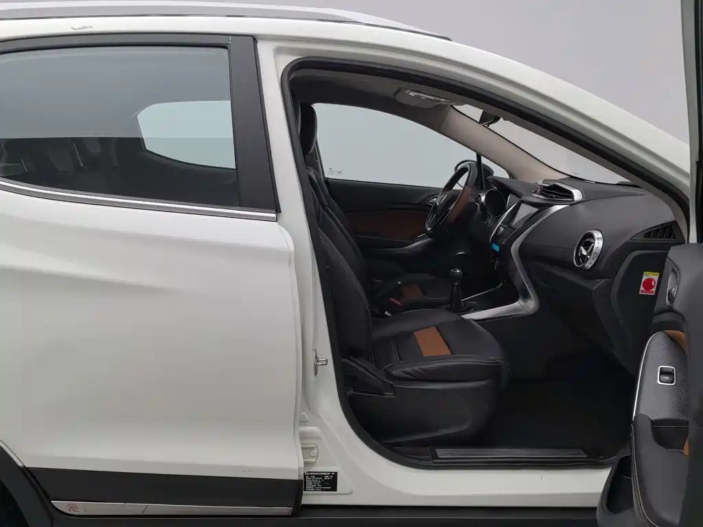BYD Yuan — миниатюра 23