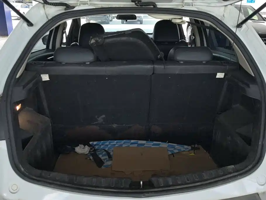 Geely Vision X3 — миниатюра 4