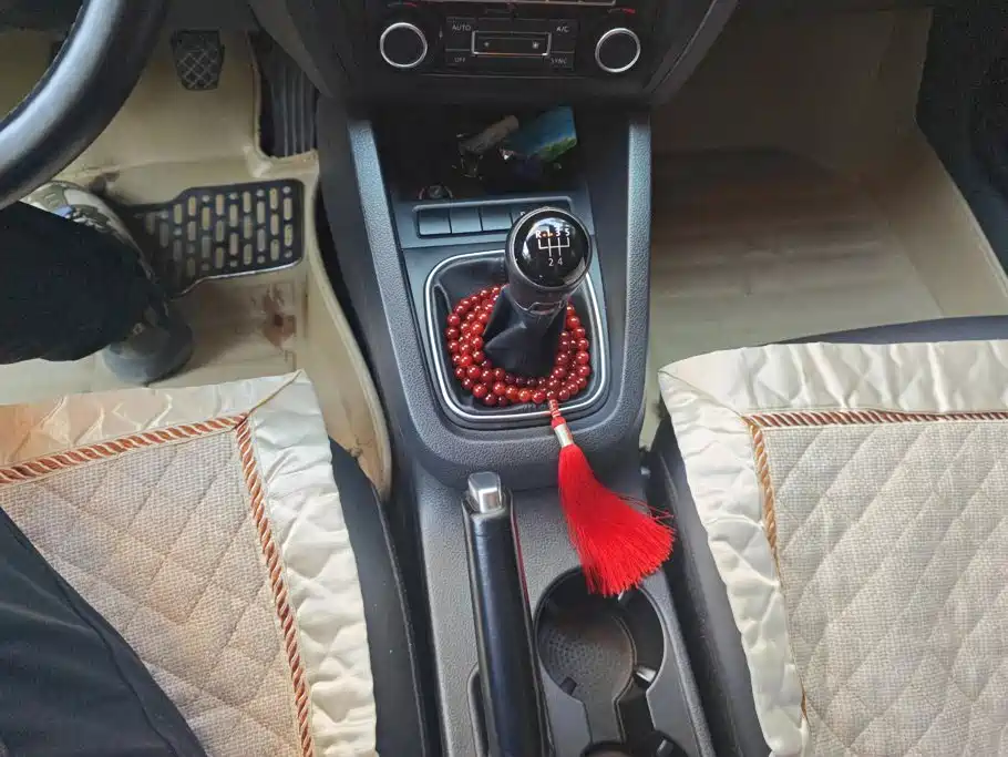 Volkswagen Sagitar — миниатюра 16