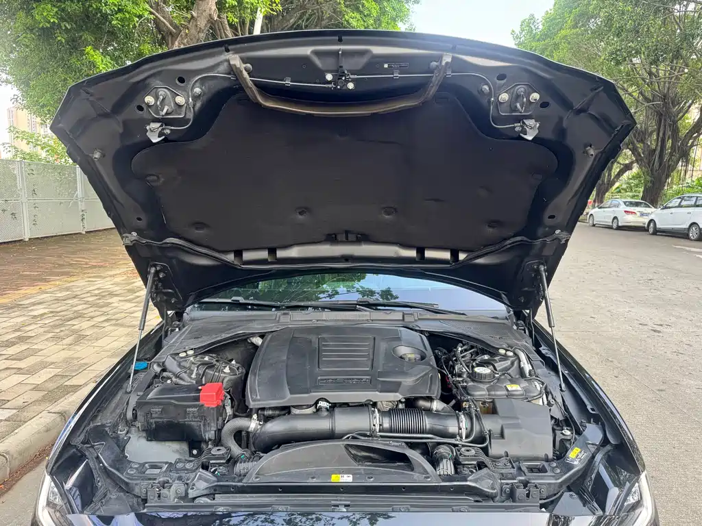 Jaguar XEL — миниатюра 9
