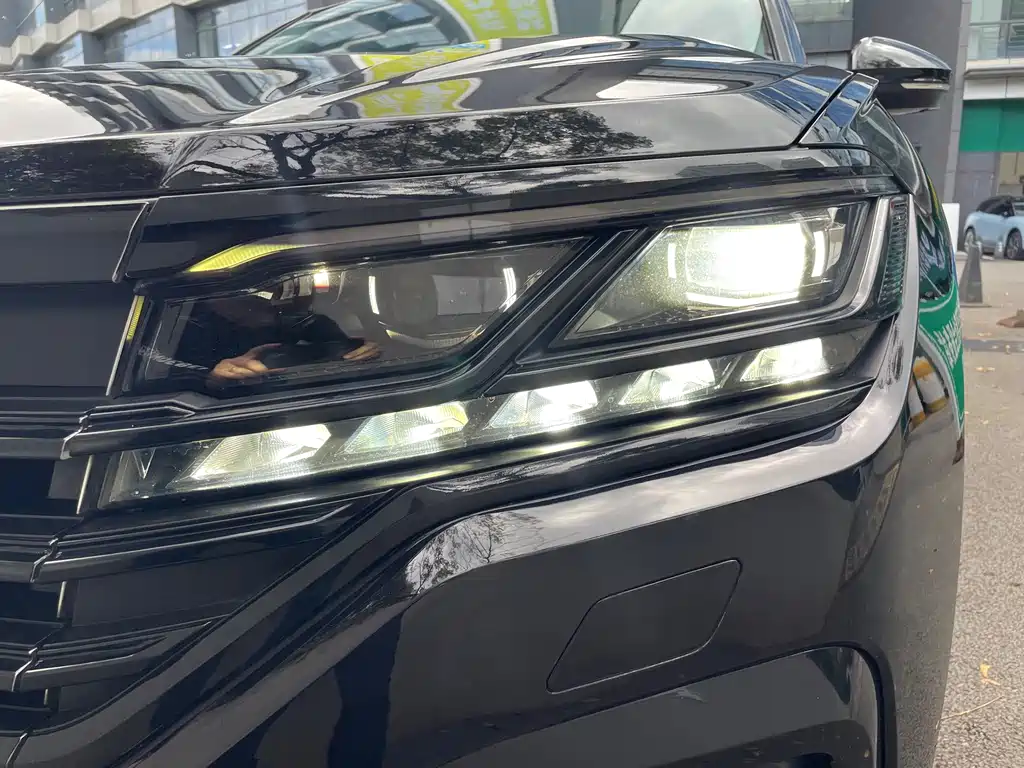 Volkswagen Touareg — миниатюра 32