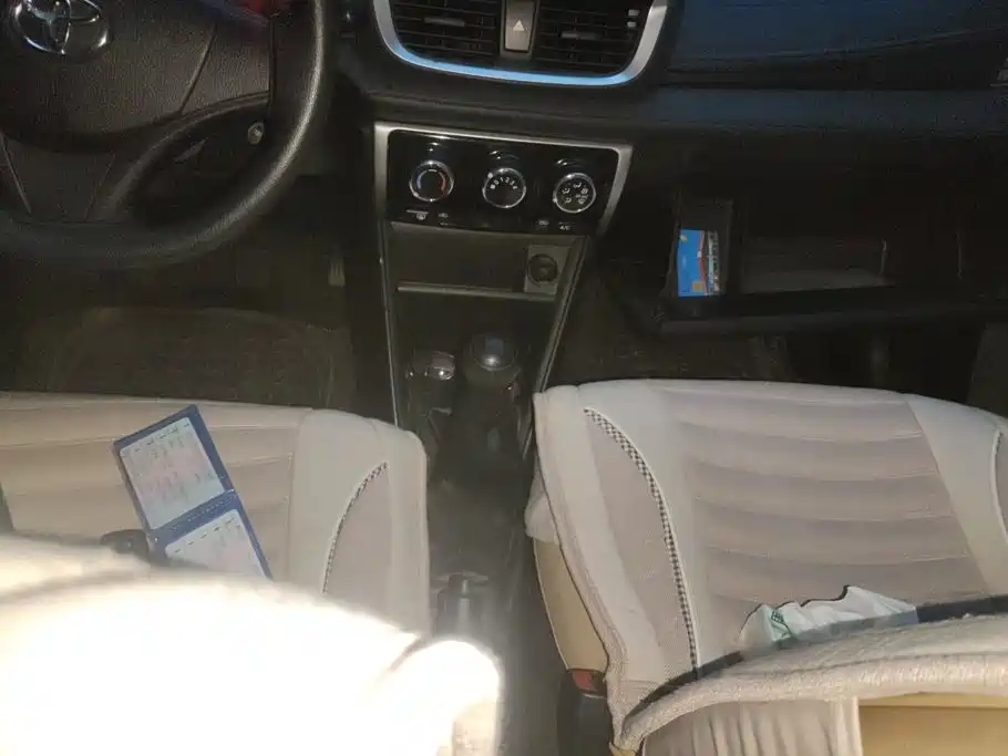 Toyota Vios FS — миниатюра 16