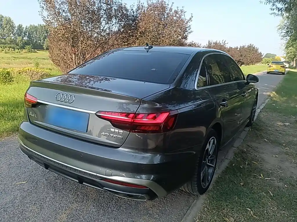 Audi A4L — миниатюра 7