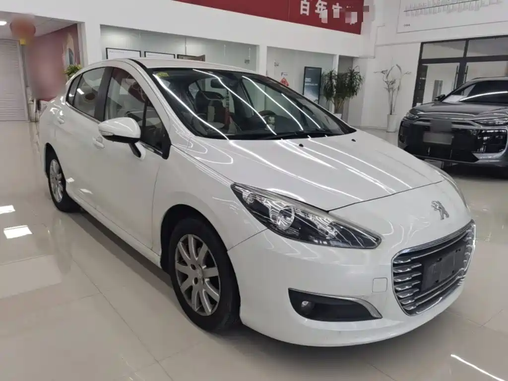Peugeot 308 — миниатюра 4