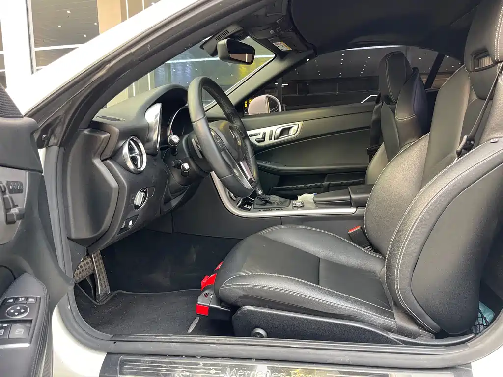 Mercedes-Benz SLK-Class — миниатюра 3