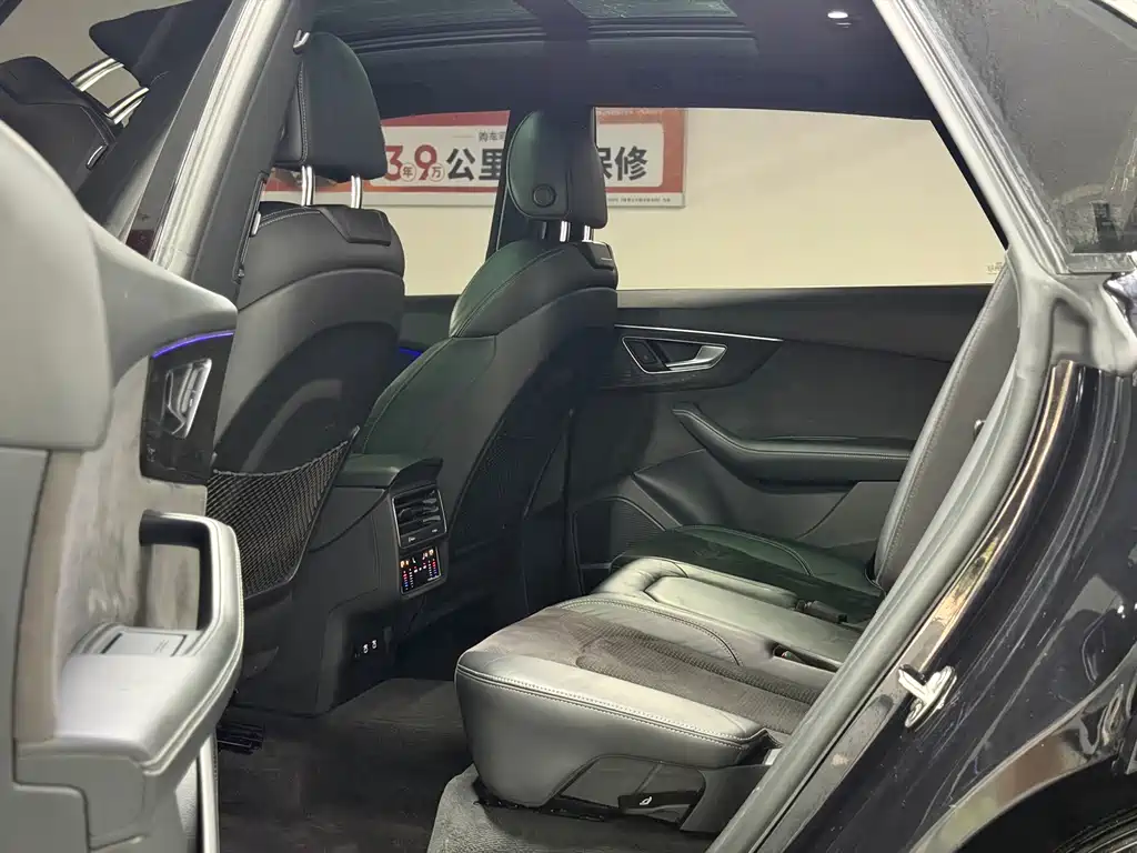 Audi Q8 — миниатюра 10