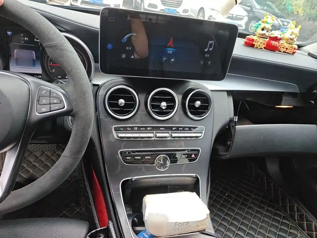 Mercedes-Benz C-Class — миниатюра 6