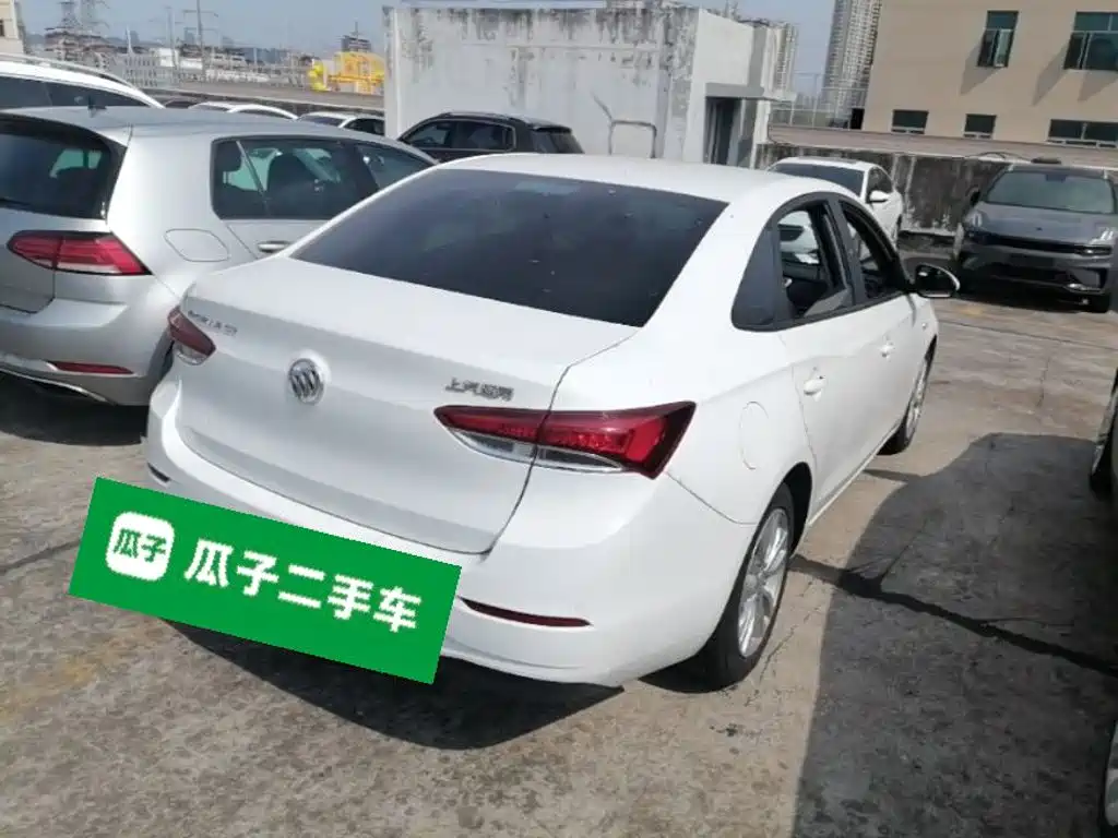 Buick Excelle — миниатюра 7