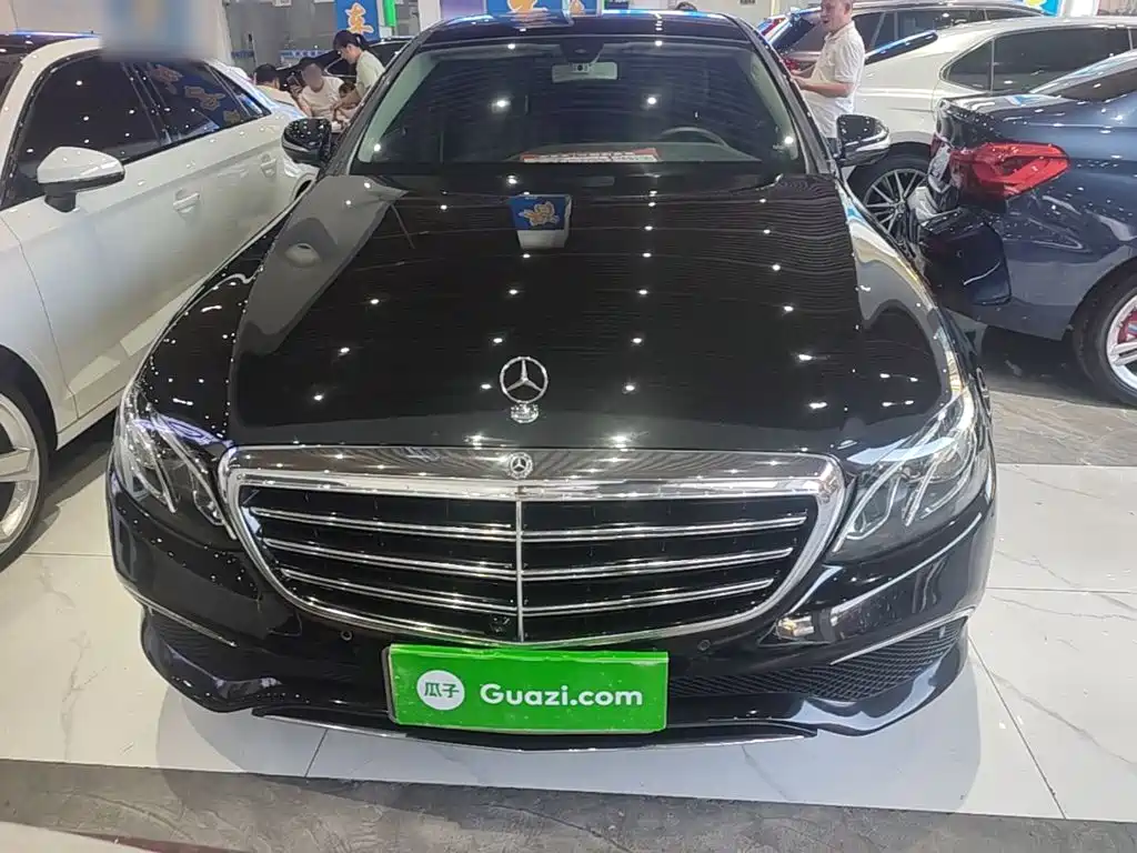 Mercedes-Benz E-Class — миниатюра 3