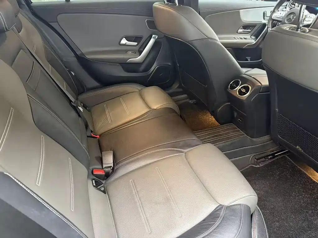 Mercedes-Benz A-Class AMG — миниатюра 12