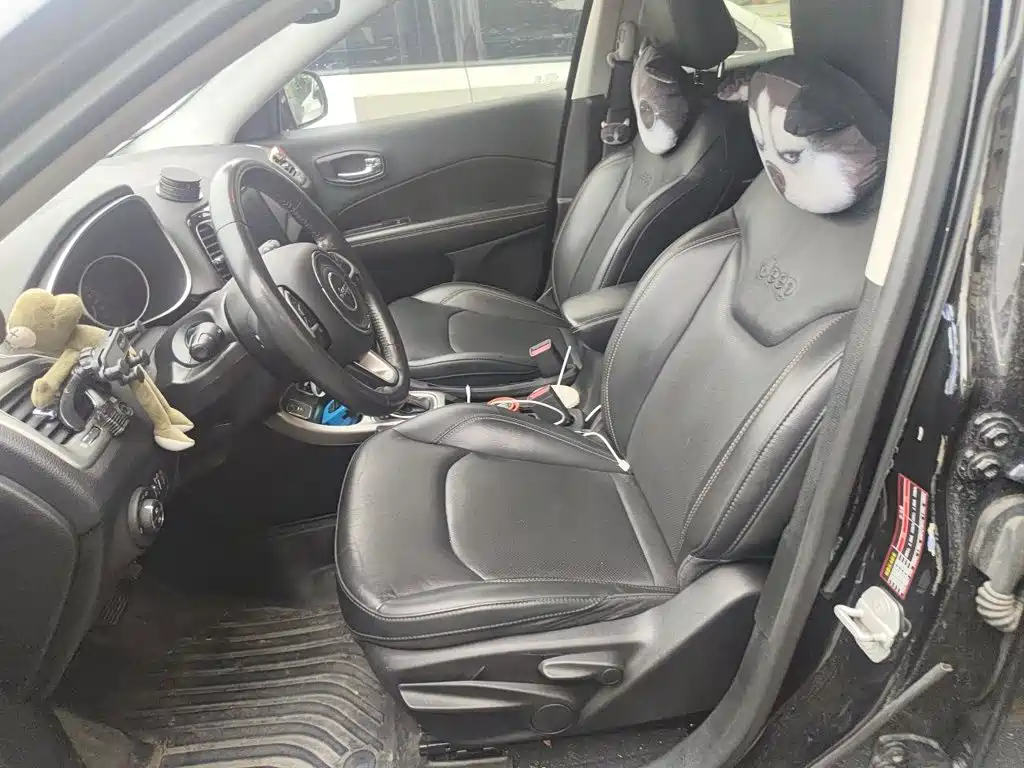 Jeep Compass — миниатюра 8