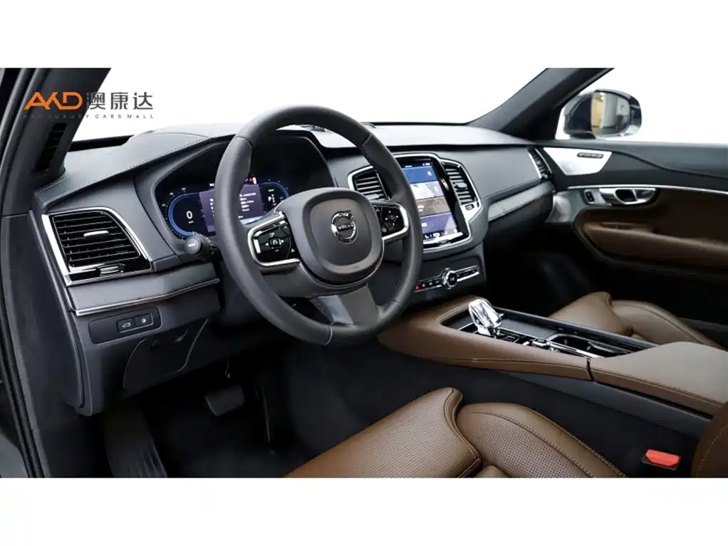 Volvo XC90 2024 T8 Luxury 7 мест