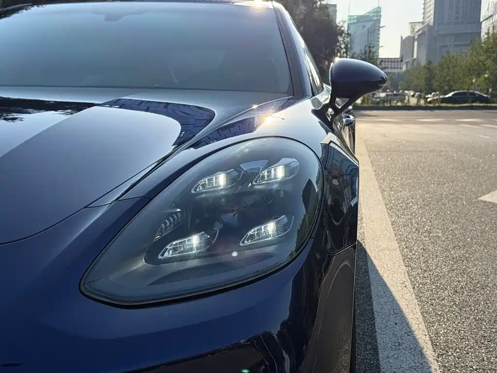 Porsche Panamera — миниатюра 7