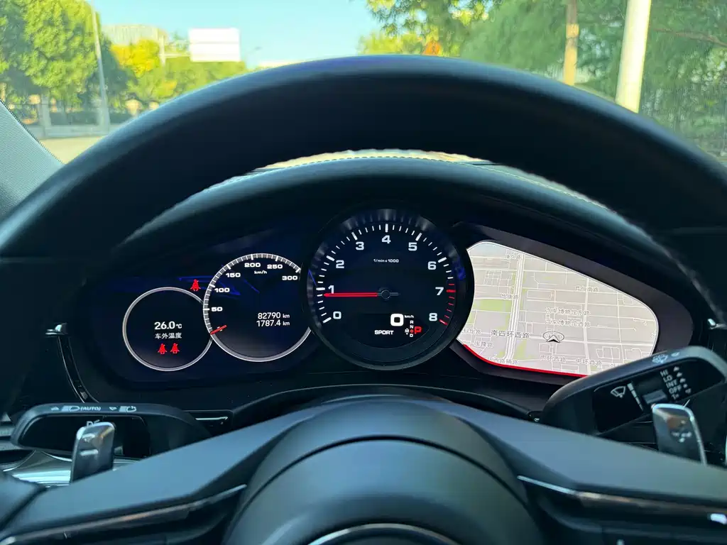 Porsche Panamera — миниатюра 25
