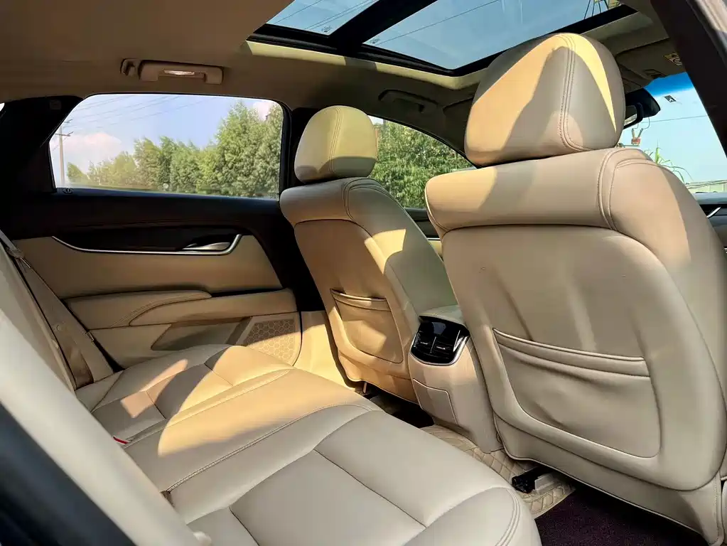 Cadillac XTS — миниатюра 15